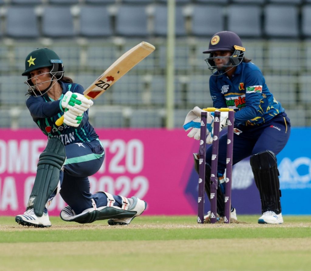 ویمنز ایشیا کپ: سری لنکا پاکستان کو شکست دے کر فائنل میں پہنچ گیا