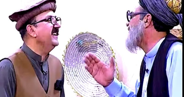 ’’ چوپال‘‘ ناظرین میں وہ نوجوان نسل بھی شامل ھوگئ ھے جو زمانہ طالبعلمی میں یہ شو نہ دیکھ پائے تھے The younger generation who were unable to watch the show during their student days have also joined the audience of "Choupal".