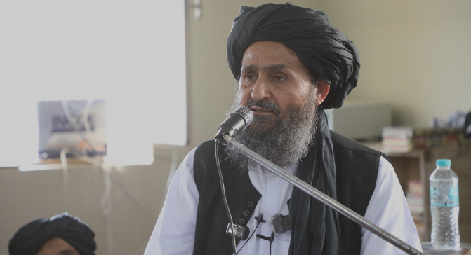 افغانستان کے تاجر پاکستان پر انحصار کے بجائے متبادل راستوں کو اپنائیں، نائب وزیراعظم ملا برادر Afghan traders should adopt alternative routes instead of depending on Pakistan, says Deputy Prime Minister Mullah Baradar