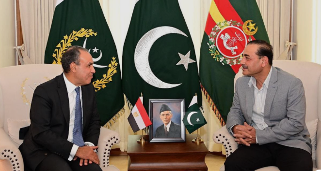 فیلڈ مارشل عاصم منیر سے مصری وزیر خارجہ کی ملاقات، دوطرفہ تعلقات مزید مضبوط بنانے کا عزم Egyptian Foreign Minister meets Field Marshal Asim Munir; vows to further strengthen bilateral relations