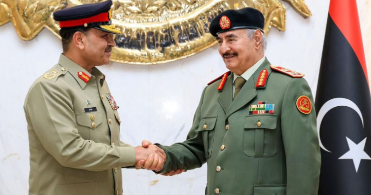 چیف آف ڈیفنس فورسز عاصم منیر کی لیبیا کے فوجی سربراہ سے ملاقات، دفاعی تعاون بڑھانے پر اتفاق Chief of Defense Forces Asim Munir meets Libyan military chief, agrees to increase defense cooperation