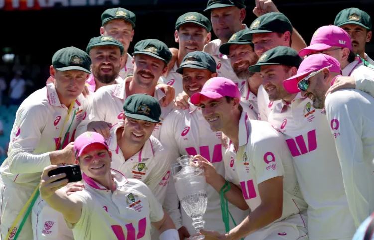 آسٹریلیا نے ایشیز سیریز 1-4 سے اپنے نام کرلی Australia clinch fifth Sydney Test by five wickets to win Ashes series 4-1