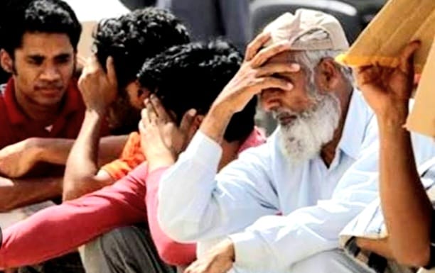 چراغ تلے اندھیرا۔ صوبائ دارالحکومت پشاور میں گیس بجلی ۔آٹا اور مہنگائ نے عوام کی عزت نفس کو مجروح کرڈالا۔۔۔ چراغ تلے اندھیرا۔ صوبائ دارالحکومت پشاور میں گیس بجلی