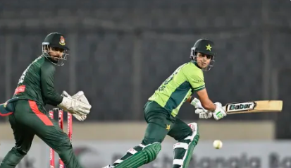 بنگلادیش نے تيسرے ون ڈے میں پاکستان کو 11رنز سے ہراکر سیریز 1-2 سے اپنے نام کرلی Bangladesh beat Pakistan by 11 runs in the third ODI to win the series 1-2.
