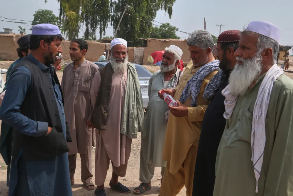 عیدالاضحیٰ کے بعد بھی افغان مہاجرین کی واپسی کا عمل دوبارہ شروع نہ ہو سکا
