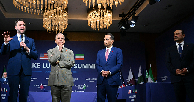 پاکستان کی ثالثی میں امریکہ اور ایران کے درمیان مذاکرات کا سوئٹزرلینڈ میں آغاز Pakistan-mediated talks between US and Iran begin in Switzerland