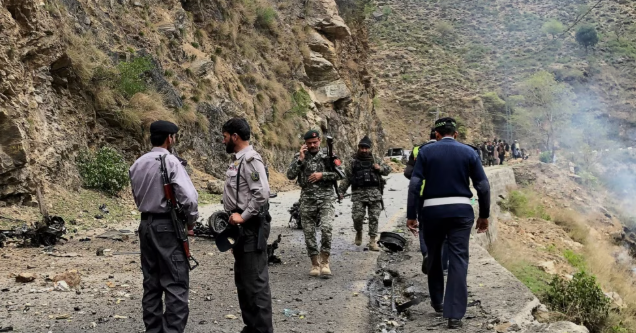 چینی انجینئرز کی گاڑی بم پروف نہیں تھی ، بشام خودکش حملے کی رپورٹ میں انکشافات Chinese engineers' vehicle was not bomb-proof; revelations in the Besham suicide attack report