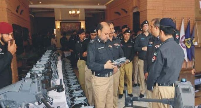 خیبرپختونخوا پولیس کو 76 جدید ڈرونز فراہم، انسدادِ دہشت گردی صلاحیت مزید مضبوط KP police receive 76 advanced drones to strengthen counterterrorism operations