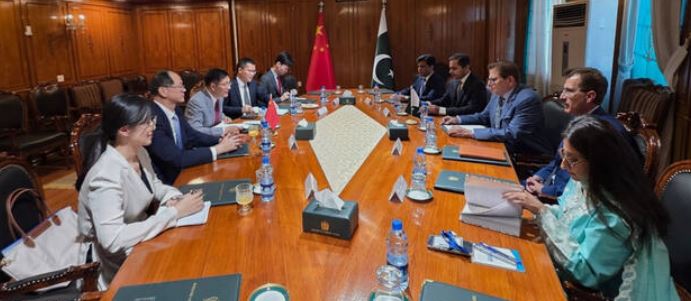 افغانستان میں دہشت گرد گروہوں سے لاحق خطرات پر پاکستان اور چین کا مشترکہ لائحہ عمل اپنانے پر اتفاق China & Pakistan discuss regional security and counterterrorism cooperation