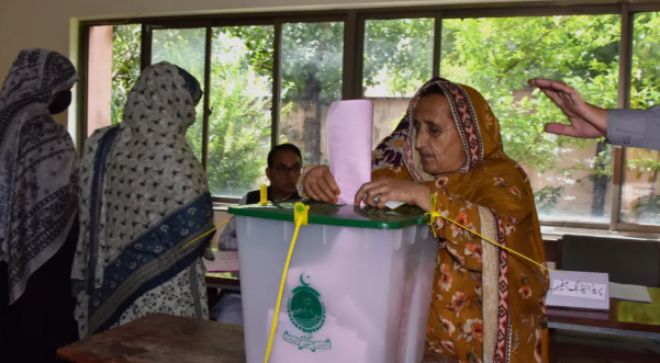 آزاد کشمیر الیکشن کے دوسرے مرحلے میں بھی مسلم لیگ ن نے ميدان مارليا PML-N also won the second phase of Azad Kashmir elections