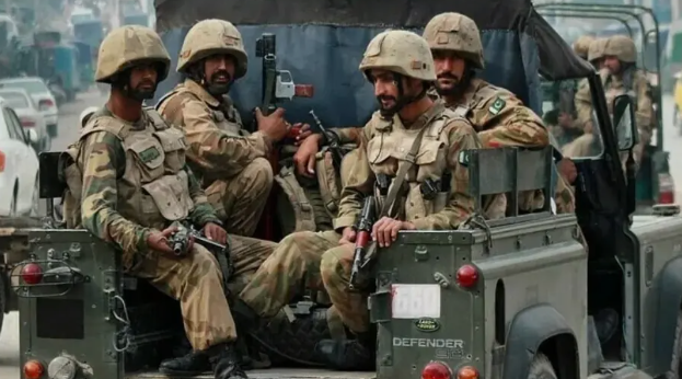 خیبرپختونخوا اور بلوچستان میں سیکیورٹی فورسز کی کارروائیاں ، 11 دہشتگرد ہلاک Security Forces kill 11 militants in operations across KP and Balochistan