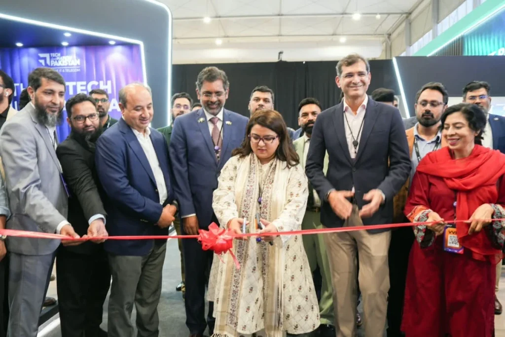 شزہ فاطمہ خواجہ کی LEAP 2026 میں شرکت، ٹیک ڈیسٹنیشن پاکستان پویلین کا افتتاح