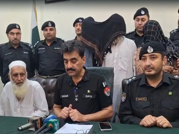 خیبر؛ پولیس کی بڑی کارروائی، ایک ماہ قبل اغوا ہونے والا تاجر غار سے بازیاب